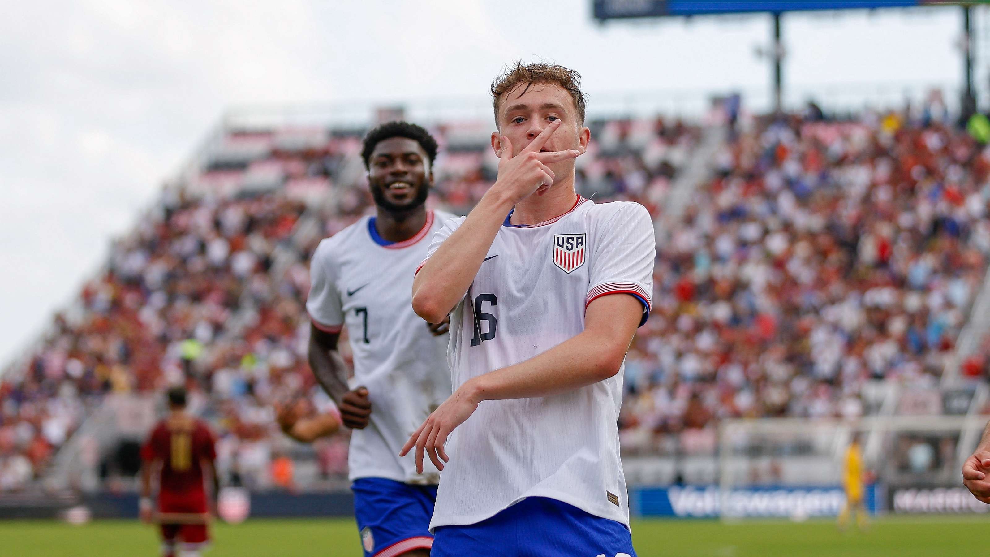 更是职业态 更是职业态